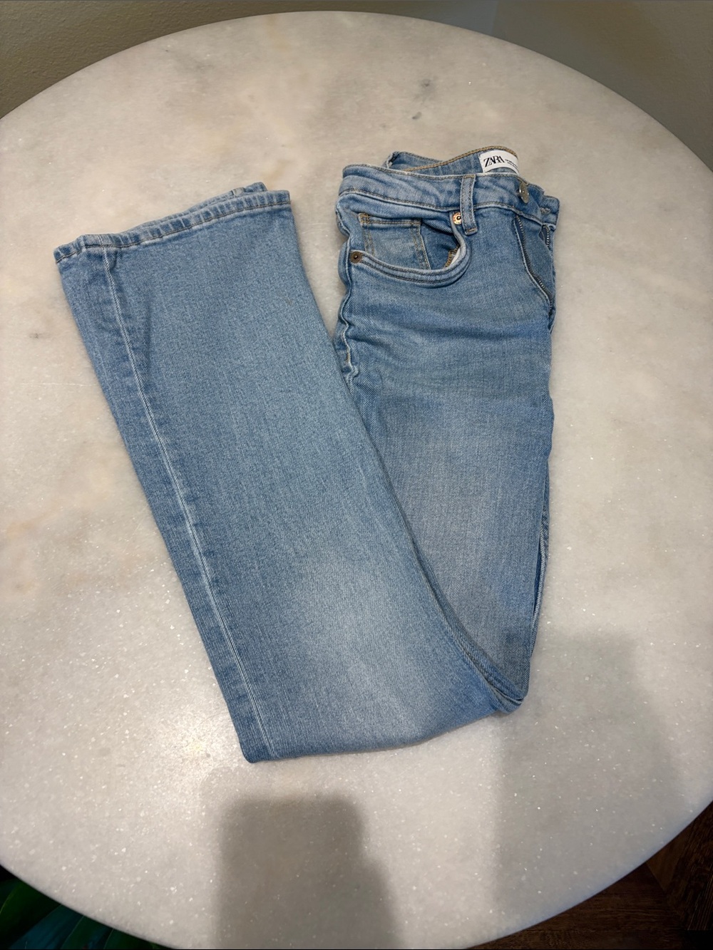 Zara Women's Light Wash Straight-Leg Jeans